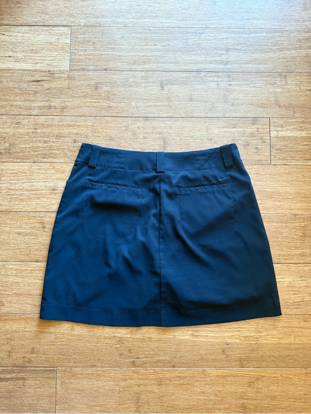 Nike Black Golf Skirt with Button Front - Picture 2 of 4